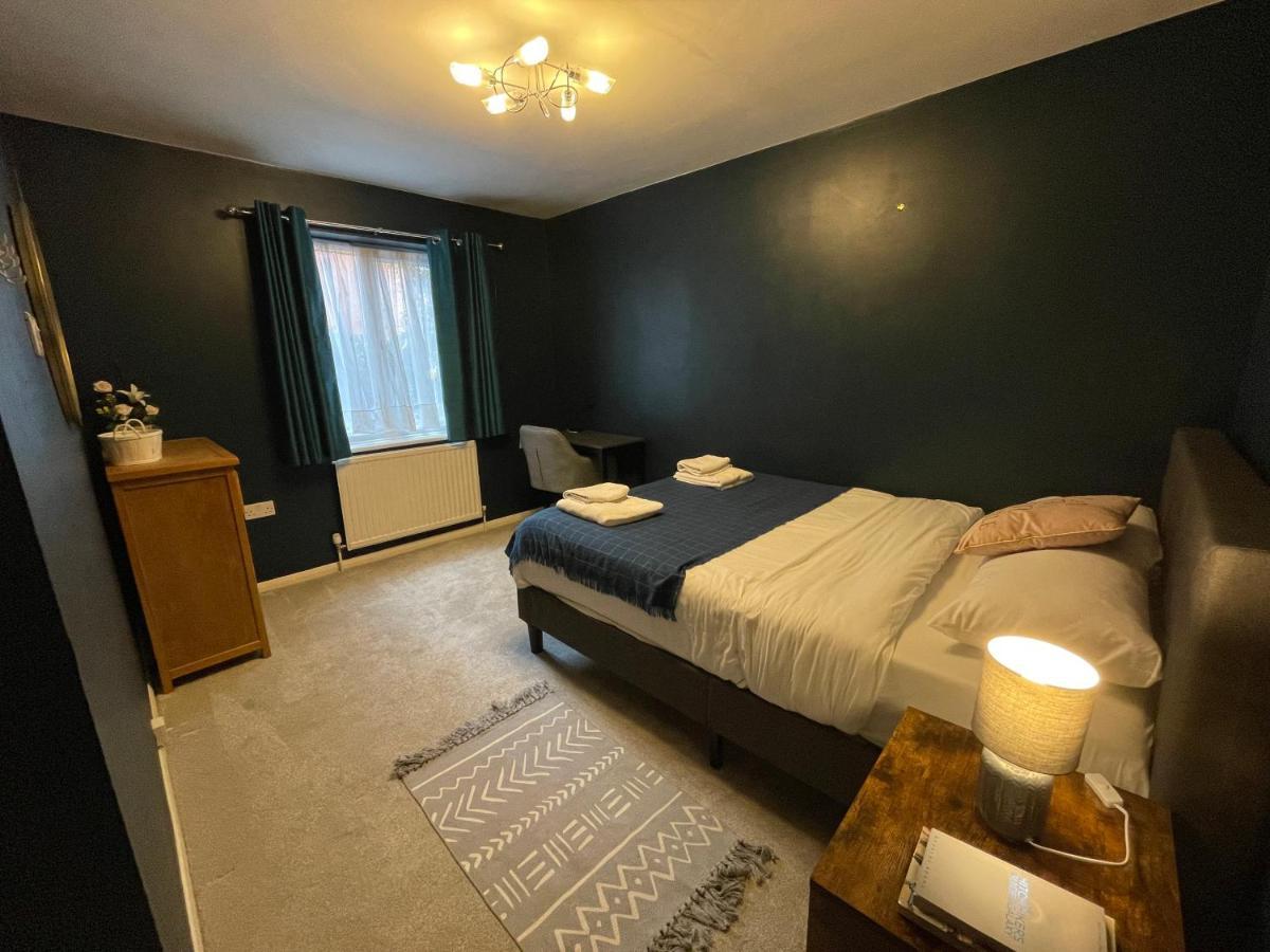 2 Bedroom Apartment Near Southfields London Ngoại thất bức ảnh